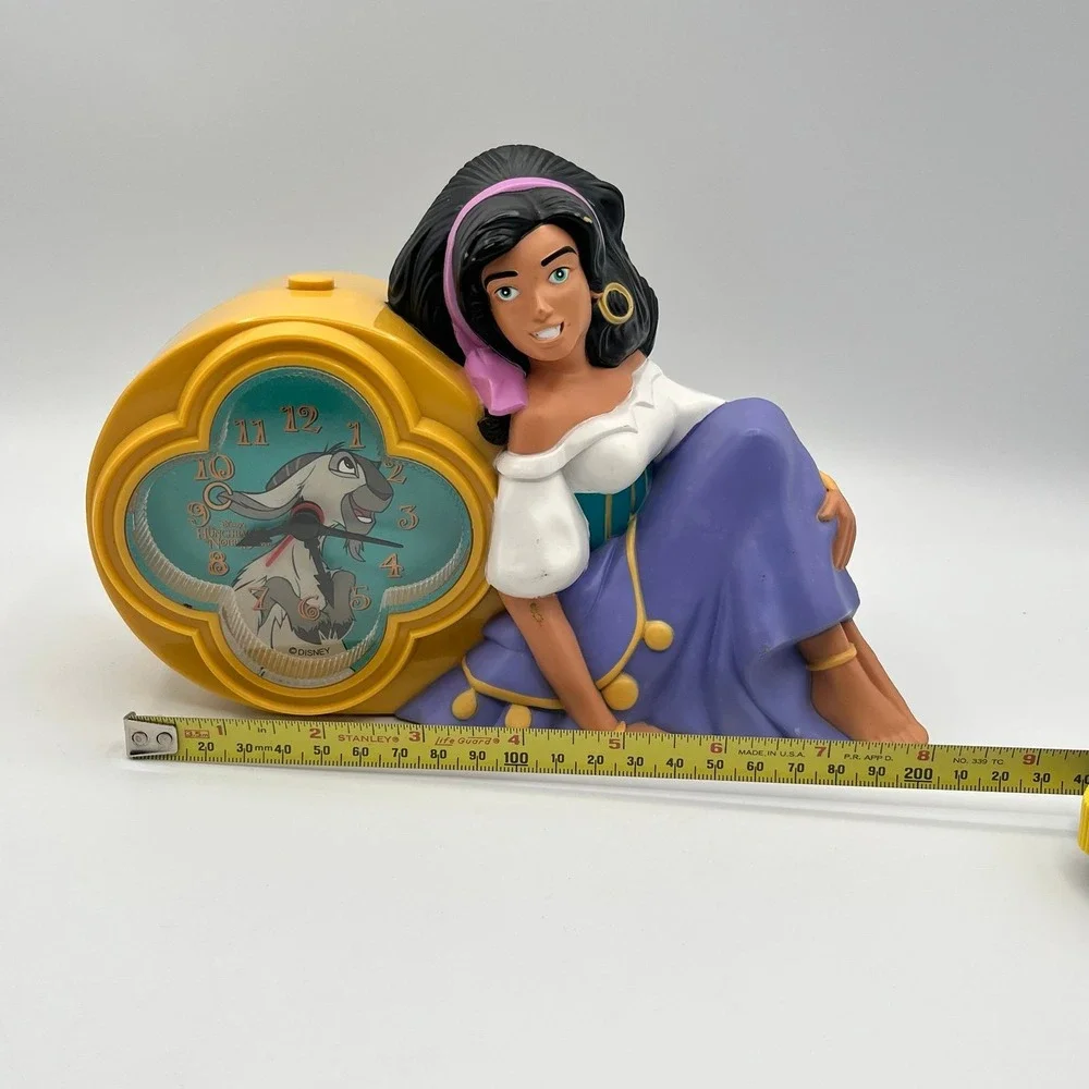 Disney Esmeralda Clock Fantasma Hunchback of Notre‎ Dame Musical Tested